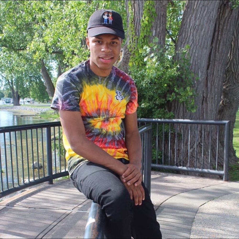 Meet your Posher, Tyrrell